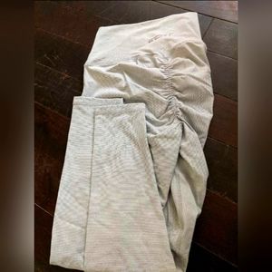 ETCH Scrunch Leggings